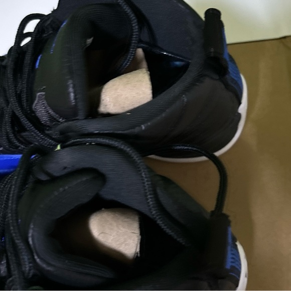 JORDAN 12 RETRO HYPER ROYAL - Picture 11 of 11